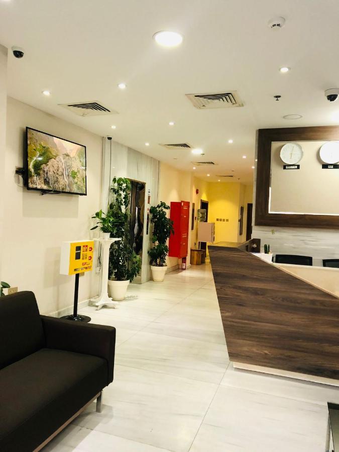 Tangier Tower Hotel Al-Manamah Bagian luar foto