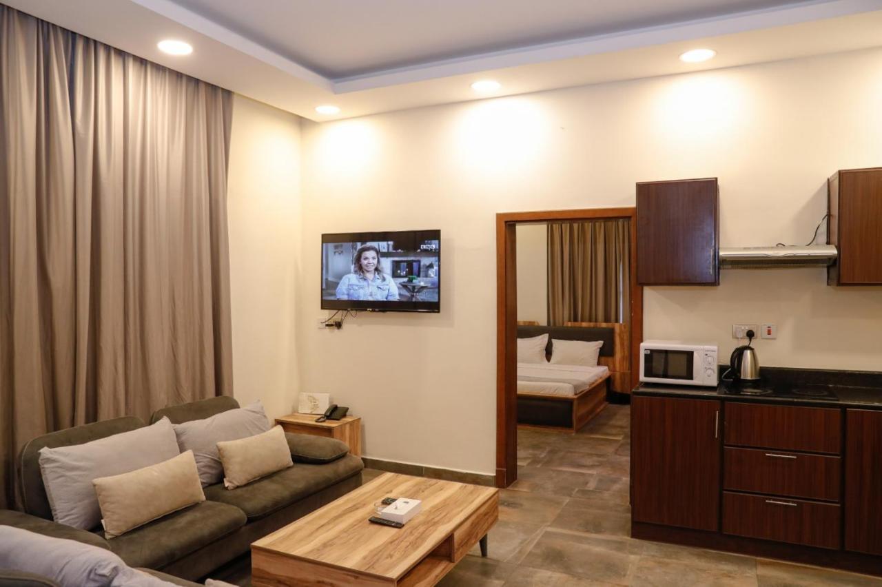 Tangier Tower Hotel Al-Manamah Bagian luar foto