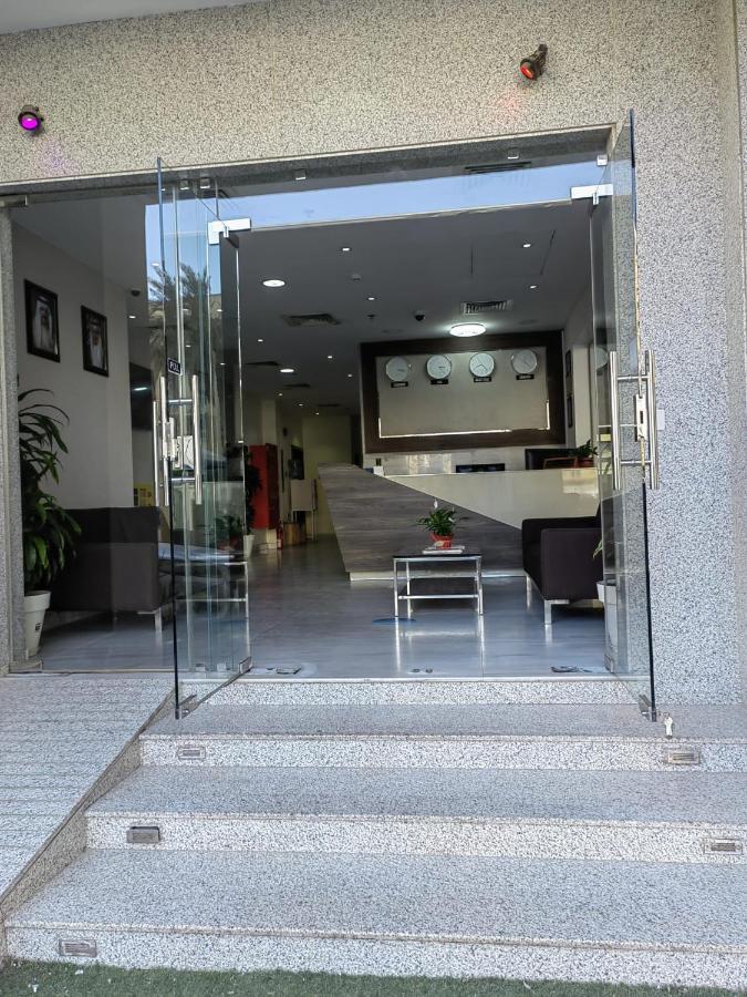 Tangier Tower Hotel Al-Manamah Bagian luar foto