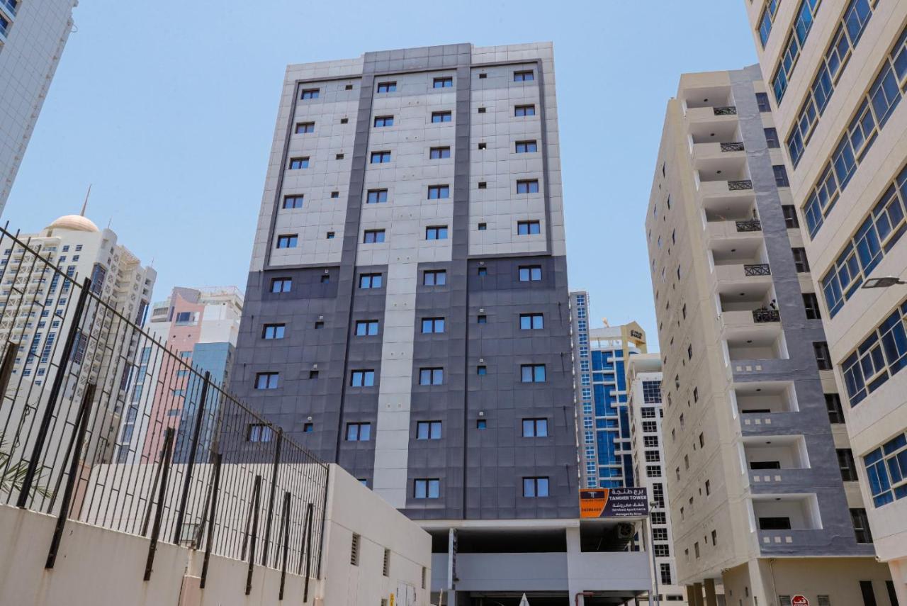 Tangier Tower Hotel Al-Manamah Bagian luar foto